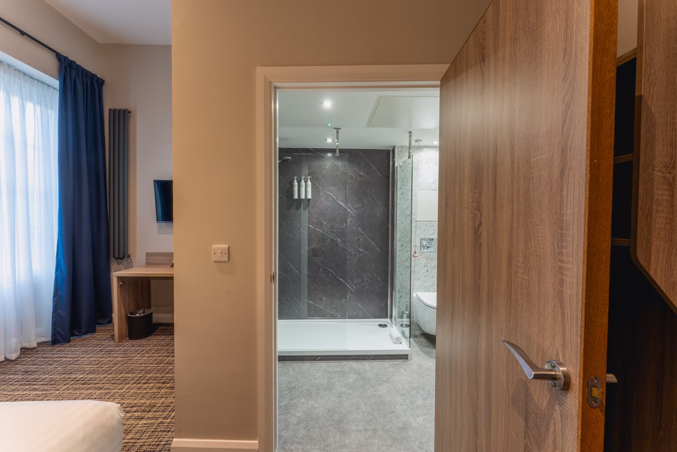 bathroom renovation four points flex edinburgh