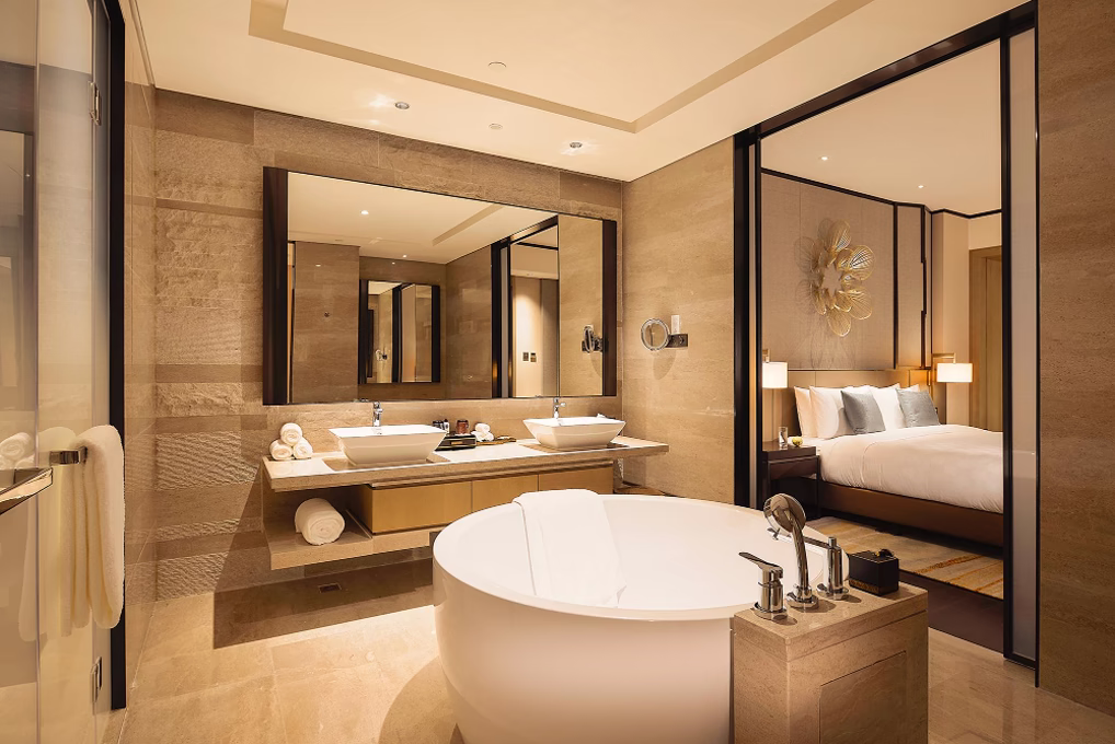 Hotel Bathroom Refurbishment: Meeting Modern Guest Expectations